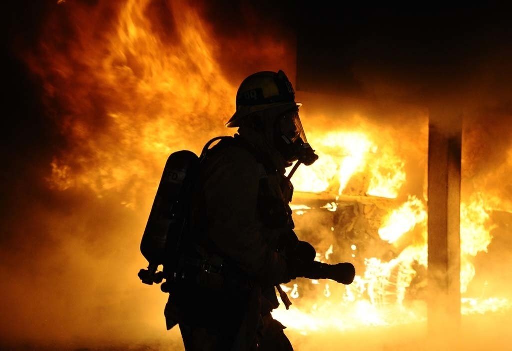 Пожарно-спасательные подразделения привлекались для ликвидации пожара в Беломорском районе.